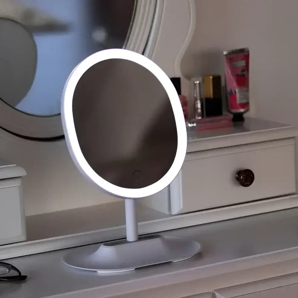 Mooas Beauty Ring LED Mirror with USB and Battery Options - Makeup Mirrors